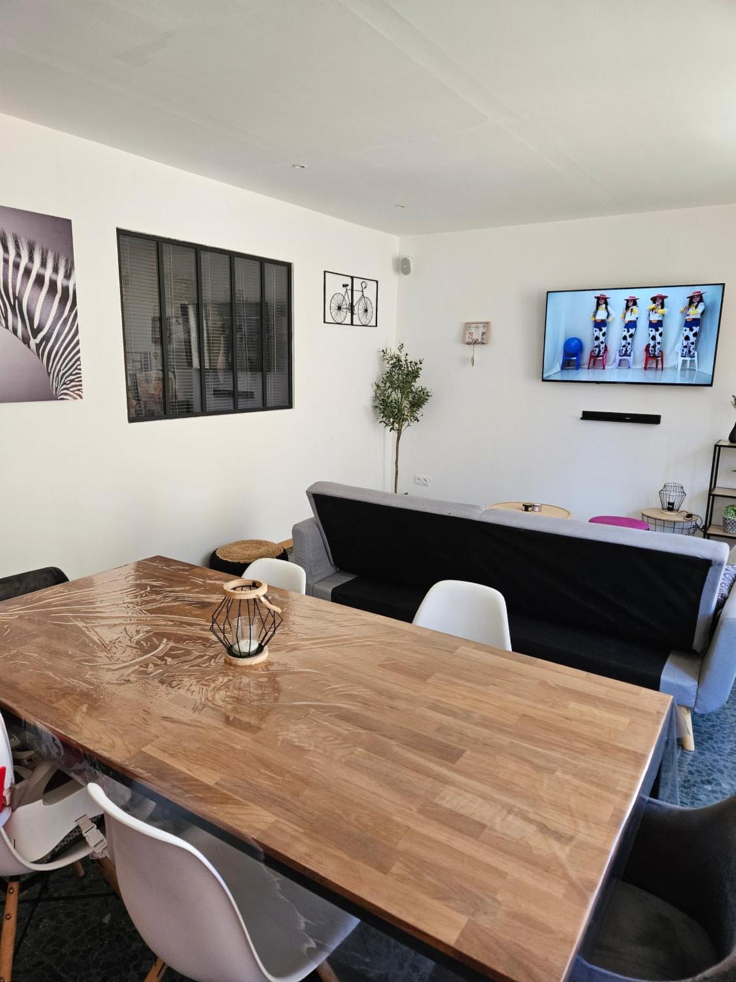 Appartement Complet 2 Chambres 6 Couchages La Jonquera Bagian luar foto